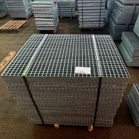 Решетчатый сварной настил SP Zn 33x33 / 30x4 мм Ст3 ТУ 5262-001-81167288-2009